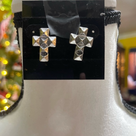 Silver Post Cross earrings - Picture 1 of 2